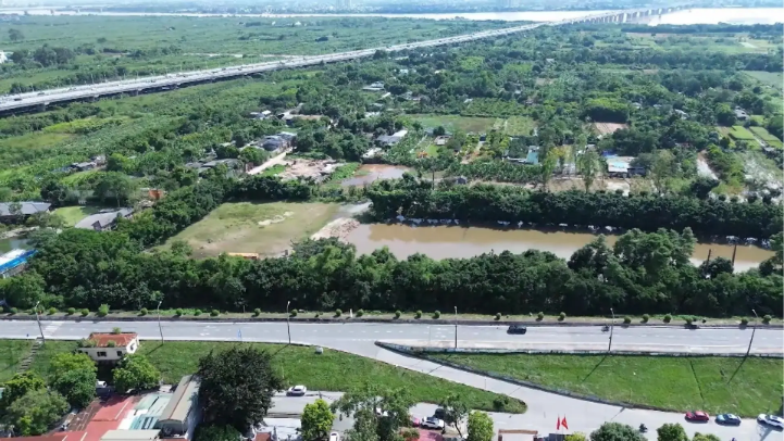 Xử lý vi phạm, khai thác hiệu quả đất bãi sông Hồng